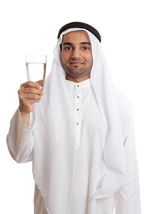 انتبه! عند الإفطار الماء قد يكون داءك ودواءك